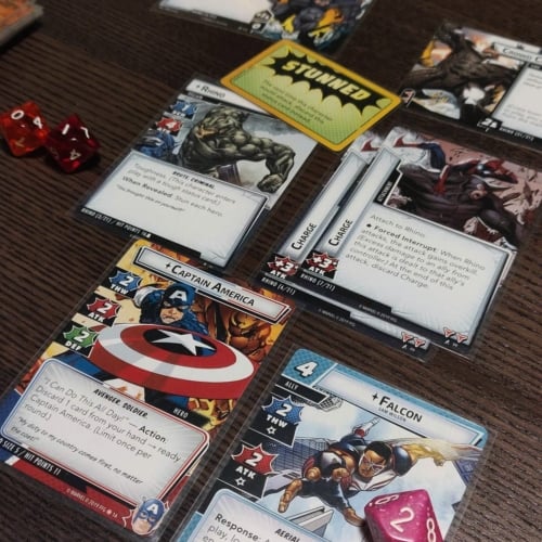 Captain America, Falcon ja tyrmätty Rhino