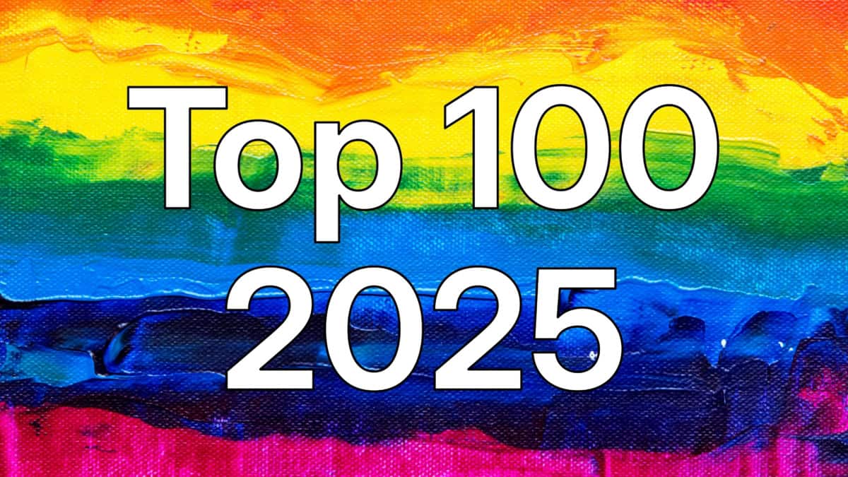Top 100 2025 -teksti taustallaan sateenkaariraitainen öljyvärimaalauspinta.
